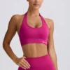 Sutien sport cu gât halter Define Luxe în culoarea Berry Sutien sport cu gât halter Define Luxe în culoarea Berry