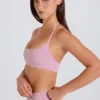 Sutien sport cu gât rotund și bretele încrucișate la spate, în nuanța Mauve Sutien sport cu gât rotund și bretele încrucișate la spate, în nuanța Mauve