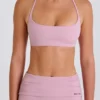 Sutien sport cu gât rotund și bretele încrucișate la spate, în nuanța Mauve Sutien sport cu gât rotund și bretele încrucișate la spate, în nuanța Mauve