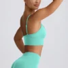 Sutien sport Define Luxe cu decolteu în V, culoare mentă Sutien sport Define Luxe cu decolteu în V, culoare mentă
