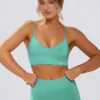 Sutien sport Define Luxe cu decolteu în V, culoare mentă Sutien sport Define Luxe cu decolteu în V, culoare mentă