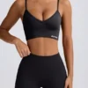 Sutien sport Define Luxe cu decolteu în V, negru Sutien sport Define Luxe cu decolteu în V, negru