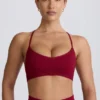 Sutien sport fără cusături, cu spate încrucișat, Super Sculpt, în culoarea burgund Sutien sport fără cusături, cu spate încrucișat, Super Sculpt, în culoarea burgund