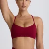 Sutien sport fără cusături, cu spate încrucișat, Super Sculpt, în culoarea burgund Sutien sport fără cusături, cu spate încrucișat, Super Sculpt, în culoarea burgund