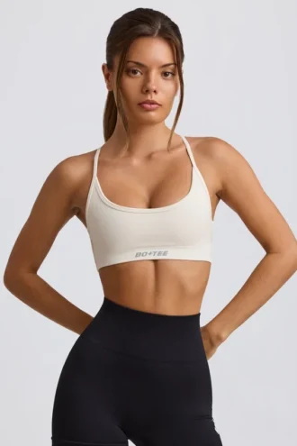 Sutien sport fără cusături și fără spate Super Sculpt în alb