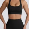 Sutien sport fără cusături Super Sculpt cu spate în T, negru Sutien sport fără cusături Super Sculpt cu spate în T, negru