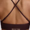 Sutien sport fără cusături Super Sculpt cu spate încrucișat, culoare ciocolată Sutien sport fără cusături Super Sculpt cu spate încrucișat, culoare ciocolată