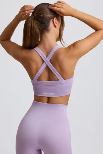 Sutien sport fără cusături Super Sculpt cu spate încrucișat, în culoarea liliac deschis