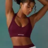 Sutien sport fără cusături Super Sculpt cu spate încrucișat, în culoarea prune Sutien sport fără cusături Super Sculpt cu spate încrucișat, în culoarea prune