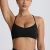 Sutien sport fără cusături Super Sculpt cu spate încrucișat, negru Sutien sport fără cusături Super Sculpt cu spate încrucișat, negru