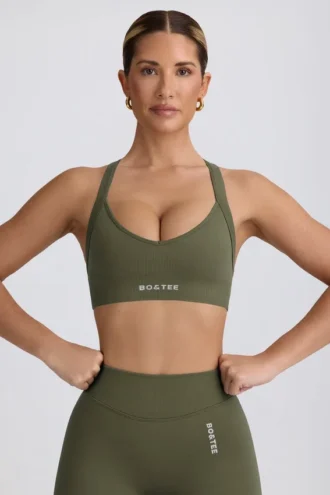 Sutien sport fără cusături Super Sculpt cu spate încrucișat, verde deschis