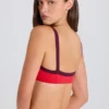 Sutien sport Soft Active cu bordură contrastantă, în culoarea roșu căpșună Sutien sport Soft Active cu bordură contrastantă, în culoarea roșu căpșună
