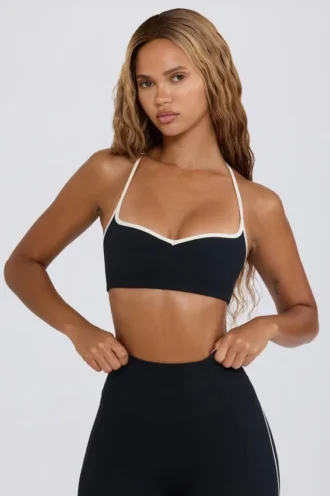 Sutien sport Soft Active cu decolteu în formă de inimă, negru