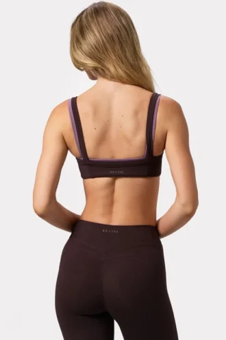 Sutien sport Soft Active cu detalii la cusături, culoare Espresso