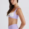 Sutien sport Soft Active cu detaliu răsucit în față, în culoarea liliac Sutien sport Soft Active cu detaliu răsucit în față, în culoarea liliac