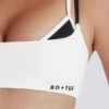 Sutien sport Soft Active cu spate răsucit, în nuanța Ivory Sutien sport Soft Active cu spate răsucit, în nuanța Ivory