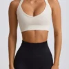 Sutien sport Super Sculpt fără cusături, cu bretele încrucișate la spate, în culoarea alb Sutien sport Super Sculpt fără cusături, cu bretele încrucișate la spate, în culoarea alb