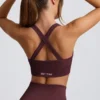 Sutien sport Super Sculpt fără cusături, cu bretele încrucișate la spate, în culoarea burgund Sutien sport Super Sculpt fără cusături, cu bretele încrucișate la spate, în culoarea burgund