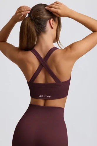 Sutien sport Super Sculpt fără cusături, cu bretele încrucișate la spate, în culoarea burgund