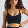 Sutien sport Super Sculpt fără cusături, cu decolteu rotund, în negru Sutien sport Super Sculpt fără cusături, cu decolteu rotund, în negru