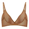 Sutien triunghiular Intimates din plasă moale, cu un singur strat, în culoarea Almond Sutien triunghiular Intimates din plasă moale, cu un singur strat, în culoarea Almond