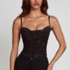 Top Armelia cu guler cowl și decupaje, în negru Top Armelia cu guler cowl și decupaje, în negru