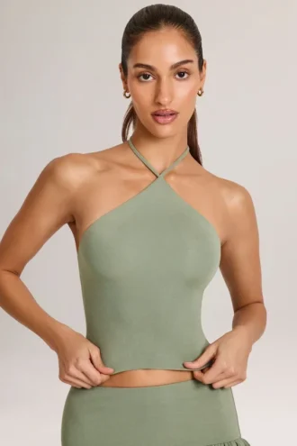 Top Aviora Modal cu gât halter în verde salvie