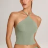 Top Aviora Modal cu gât halter în verde salvie Top Aviora Modal cu gât halter în verde salvie