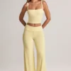 Top camisole Lai din modal cu gât pătrat, în nuanța Lemon Sherbet Top camisole Lai din modal cu gât pătrat, în nuanța Lemon Sherbet