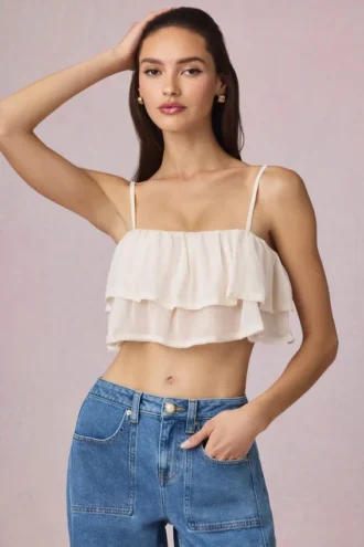 Top camisole scurt cu volane Lacie, de culoare ivoriu