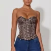 Top corset cu șireturi Araminta cu imprimeu leopard Top corset cu șireturi Araminta cu imprimeu leopard