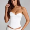 Top corset cu șireturi Araminta în alb Top corset cu șireturi Araminta în alb