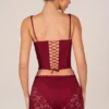 Top corset cu șireturi Jemara în roșu cireș Top corset cu șireturi Jemara în roșu cireș