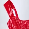 Top corset din vinil cu șireturi Lamiya în roșu aprins