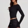 Top cu guler barcă și mâneci lungi Charliane din Modal, negru