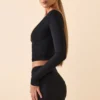 Top cu mâneci lungi și decolteu adânc Harri din modal, negru Top cu mâneci lungi și decolteu adânc Harri din modal, negru