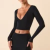 Top cu mâneci lungi și decolteu adânc Harri din modal, negru Top cu mâneci lungi și decolteu adânc Harri din modal, negru