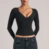 Top cu mâneci lungi și decolteu în V Zyra  în negru