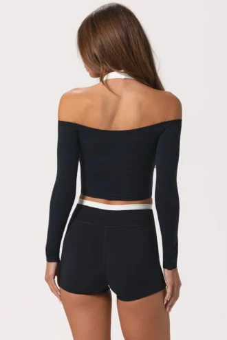 Top cu umeri decupați din jersey moale, negru