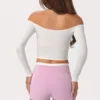 Top cu umerii goi din jersey moale, culoare lapte