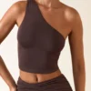 Top cu un umăr Andi Modal în culoarea ciocolată Top cu un umăr Andi Modal în culoarea ciocolată