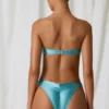 Top de bikini bandeau cu detalii din perle de apă dulce, în culoarea turcoaz Top de bikini bandeau cu detalii din perle de apă dulce, în culoarea turcoaz