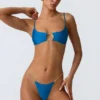 Top de bikini cu decupaje și lanțuri Sanibel, albastru ocean