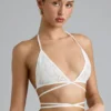Top de bikini Liberty cu bretele încrucișate și ornamente, în culoarea Ivory Top de bikini Liberty cu bretele încrucișate și ornamente, în culoarea Ivory