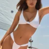 Top de bikini Santona cu detaliu nod, în culoarea alb