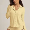 Top de pijama cu mâneci lungi Mirae Modal în galben pastel Top de pijama cu mâneci lungi Mirae Modal în galben pastel