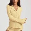 Top de pijama cu mâneci lungi Mirae Modal în galben pastel Top de pijama cu mâneci lungi Mirae Modal în galben pastel
