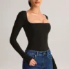 Top Kaia din modal, cu guler pătrat și mâneci lungi, în culoarea neagră Top Kaia din modal, cu guler pătrat și mâneci lungi, în culoarea neagră