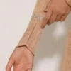 Top Natala cu detaliu fundă în culoarea Almond Top Natala cu detaliu fundă în culoarea Almond