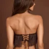 Top scurt cu bretele și dantelă, cu franjuri, Bruma, în culoarea maro ciocolată Top scurt cu bretele și dantelă, cu franjuri, Bruma, în culoarea maro ciocolată